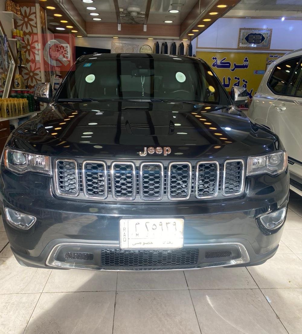 جیپ گراند شیرۆکی